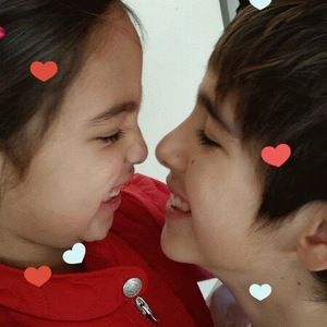 Meet your Posher, Claudia